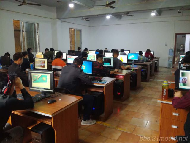 精雕-电脑课室2